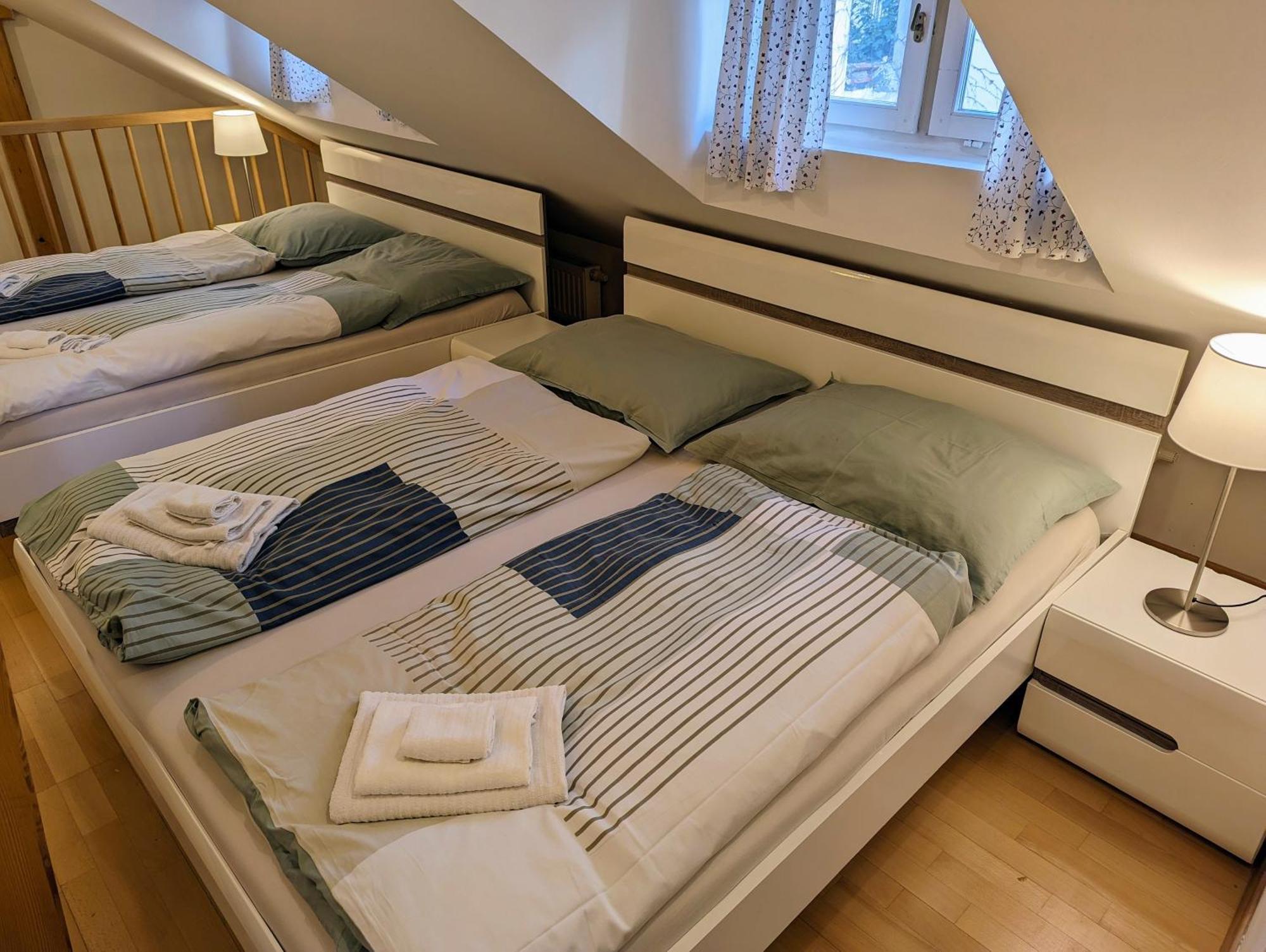Apartments Tynska 7 Прага Экстерьер фото