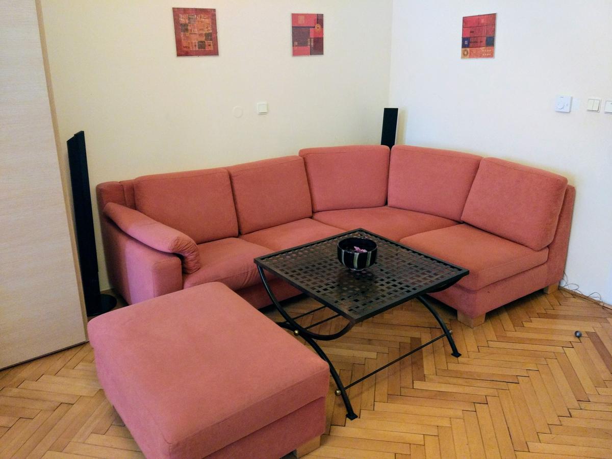 Apartments Tynska 7 Прага Экстерьер фото